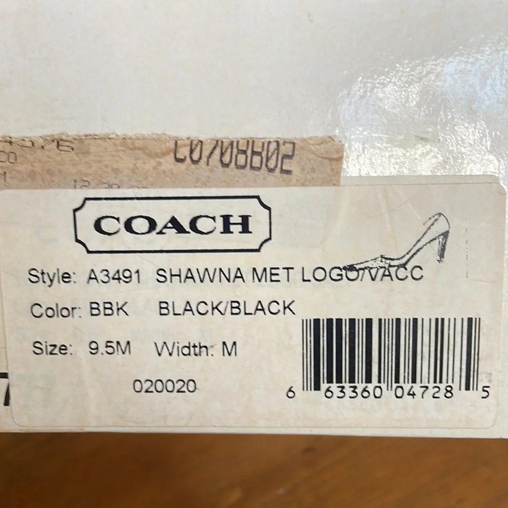 Coach Black Pumps - Gorgeous Logo Design! - Picture 9 of 10
